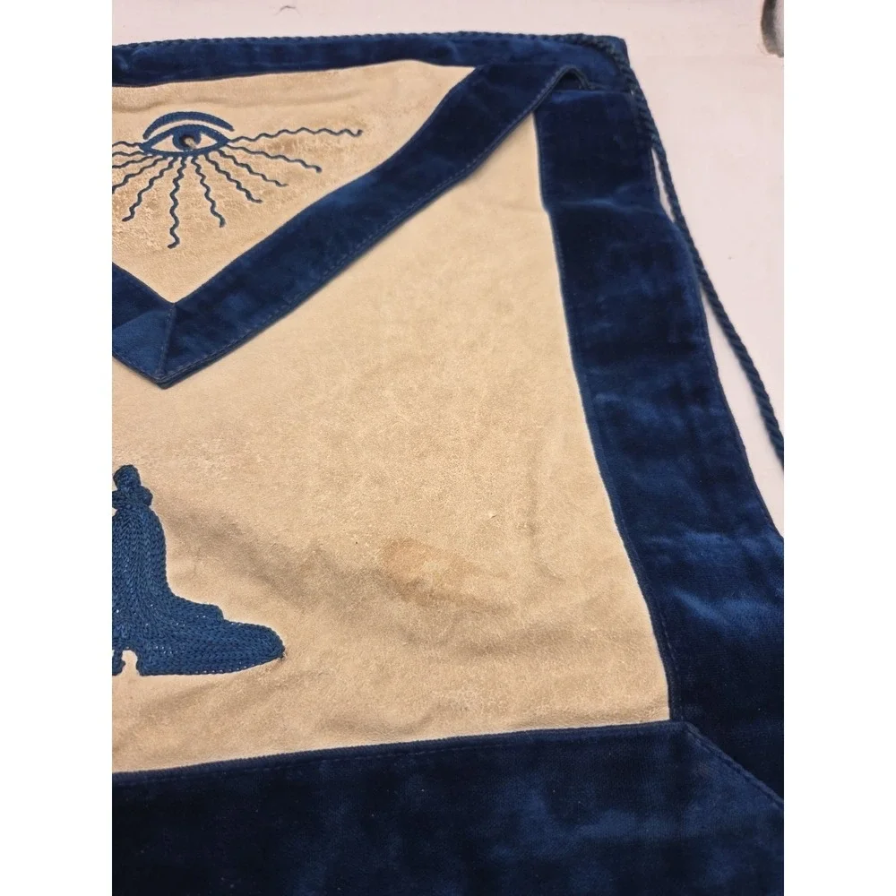Vintage Masonic Master Mason Blue Lodge Apron w/ Eye Symbol C.E Edward I3